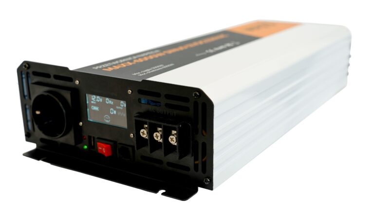 Przetwornica napięcia MAXX 6000W Sinus 12VDC/230VAC [3000W/6000W]